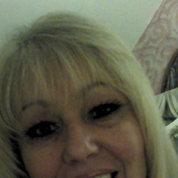 Poshmark profile picture for @yesterday